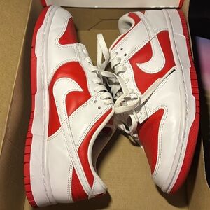 Nike dunk low “champions”